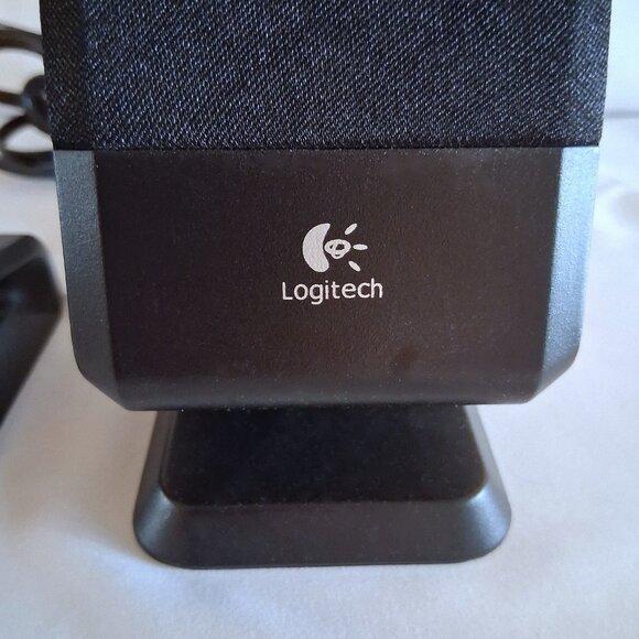 Pair of Logitech Black R-10 Speakers - Tested Good Working Order - Picture 4 of 10